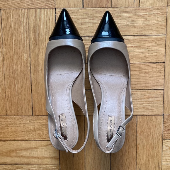 Tahari Podium leather sling back 2.5” heel—tan and black super cute!! - Picture 3 of 10